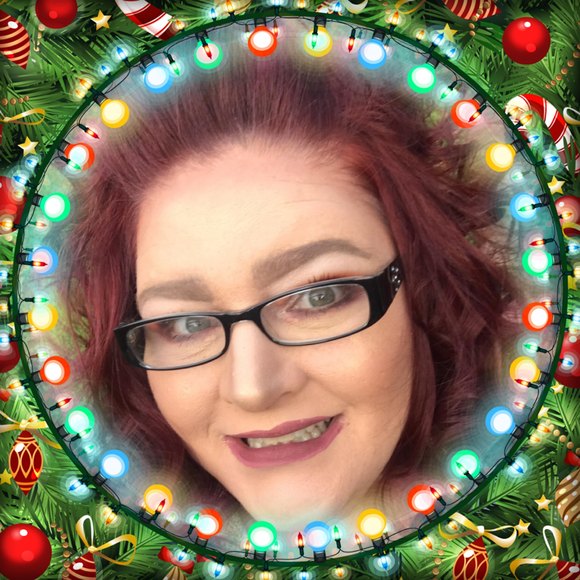 devinedebbie